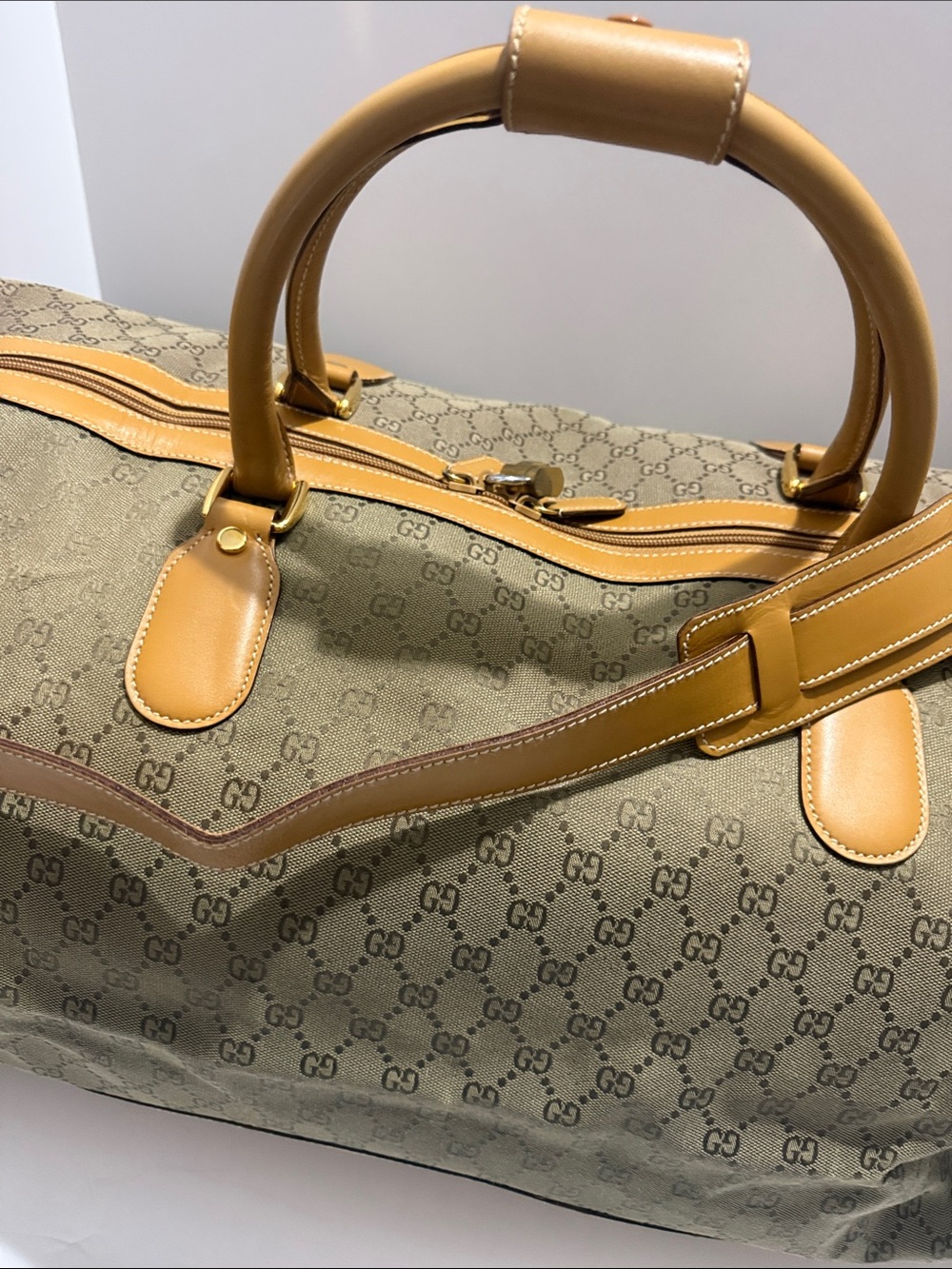 Gucci Vintage Travel Duffle - Picture 4 of 17